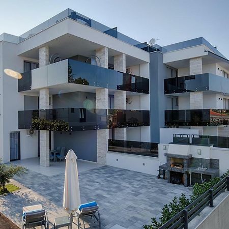 Deluxe New Apartments - Few Steps From The Beach - Luxury Holiday With Style - By Traveler Tourist Agency Krk Krk Town Buitenkant foto