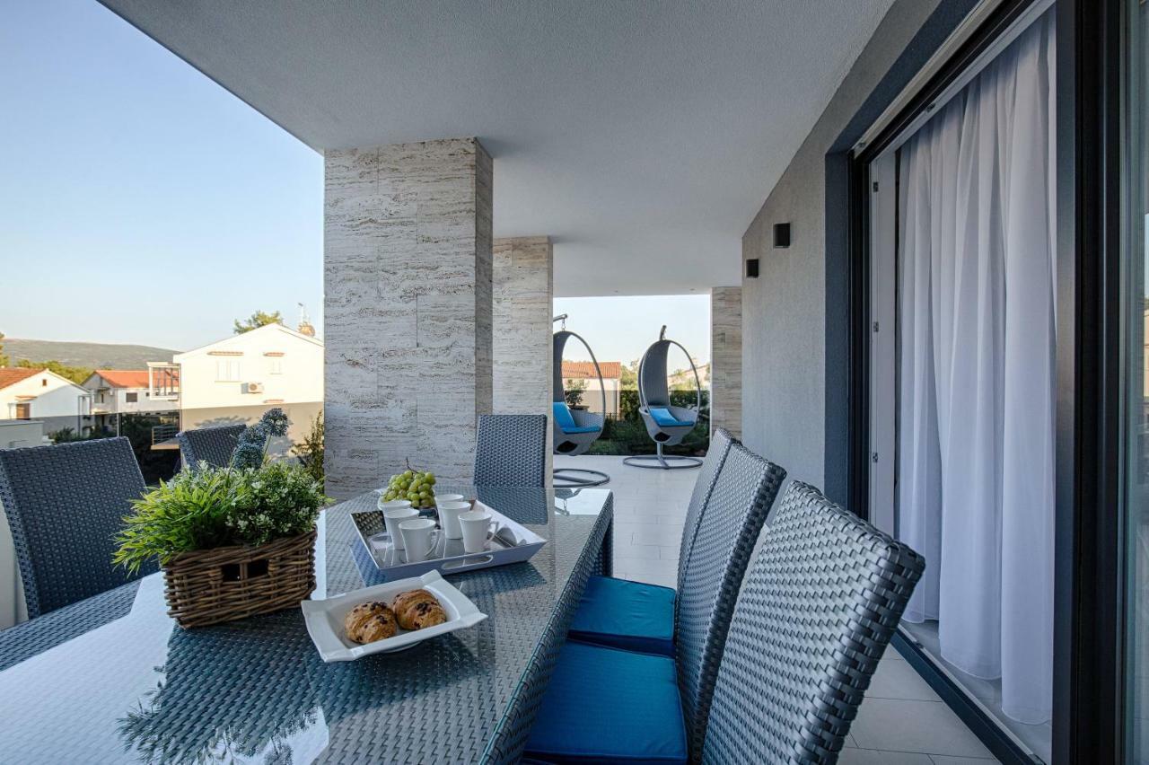 Deluxe New Apartments - Few Steps From The Beach - Luxury Holiday With Style - By Traveler Tourist Agency Krk Krk Town Buitenkant foto
